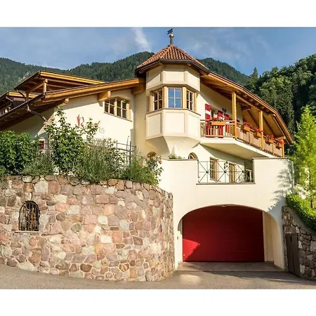 Holiday home Traube Comfortable Holiday Merano
